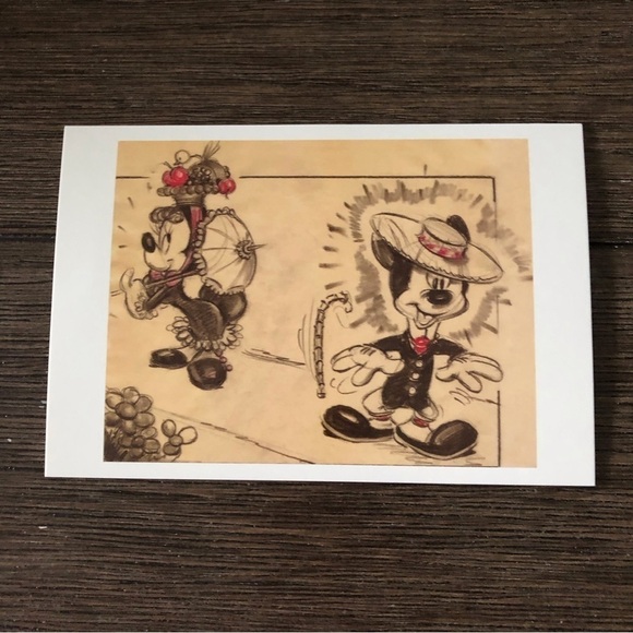 Disney Classic Movie Postcards: Mickey Mouse and Friends 5 pack. - Picture 6 of 7